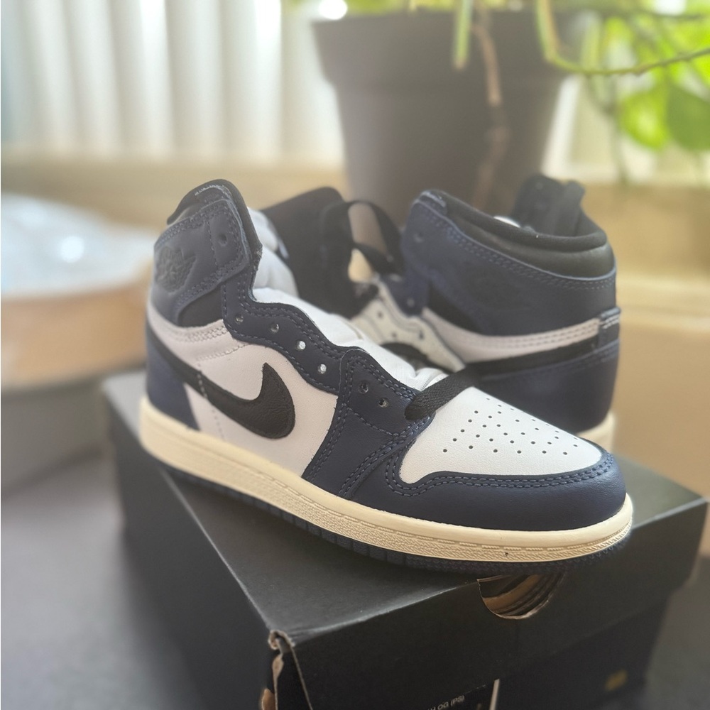 Nike Kids Sneakers - Blue and White